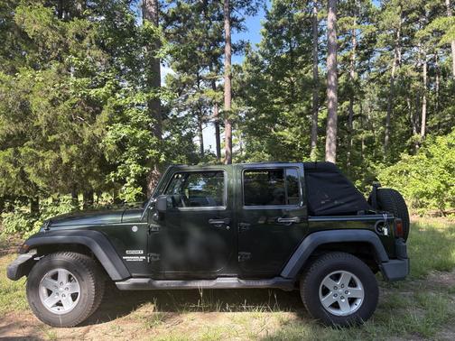 2010 Jeep Wrangler Unlimited Sport