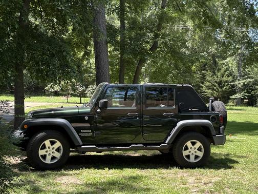 2010 Jeep Wrangler Unlimited Sport