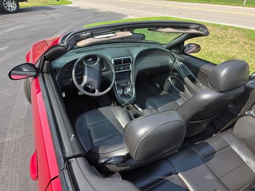 Red 2004 Ford Mustang Base