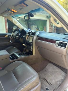 White 2016 Lexus GX 460 Base