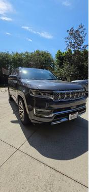 Gray 2022 Jeep Grand Wagoneer Series III