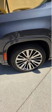 Gray 2022 Jeep Grand Wagoneer Series III