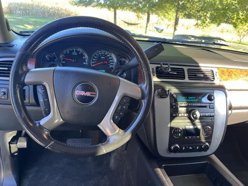 2013 GMC Yukon XL 1500 SLT