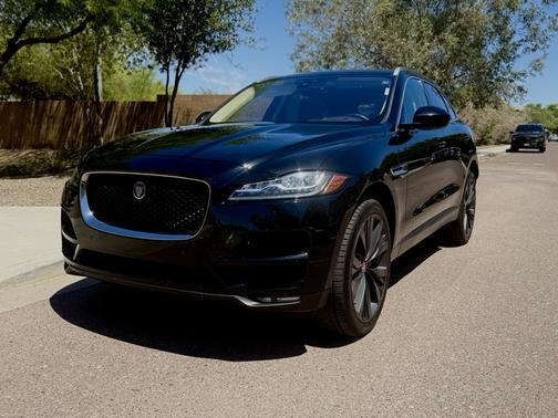 2019 Jaguar F-PACE 30t Portfolio