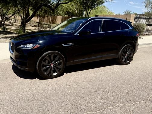2019 Jaguar F-PACE 30t Portfolio