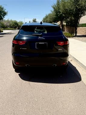 2019 Jaguar F-PACE 30t Portfolio