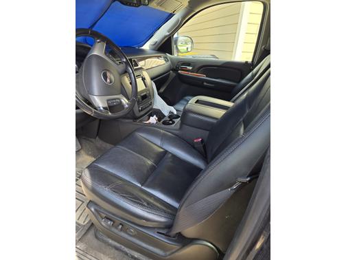 2009 GMC Yukon XL 2500 SLT1