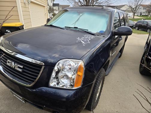 2009 GMC Yukon XL 2500 SLT1