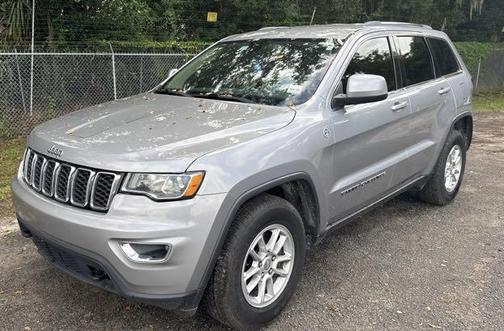 2020 Jeep Grand Cherokee Laredo