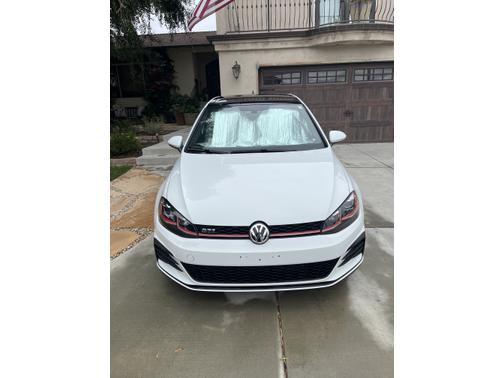 2018 Volkswagen Golf GTI 2.0T SE 4-Door