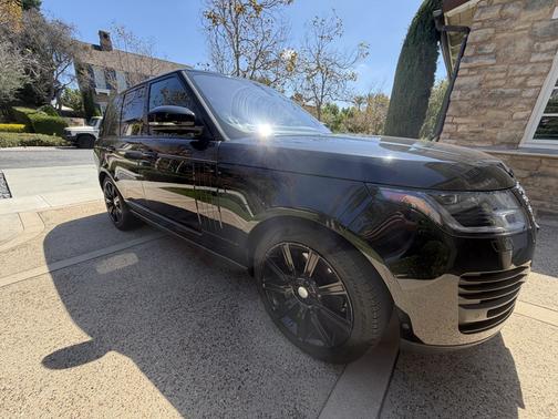 Black 2019 Land Rover Range Rover 3.0L V6 Supercharged HSE