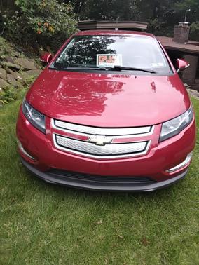 Red 2015 Chevrolet Volt Base