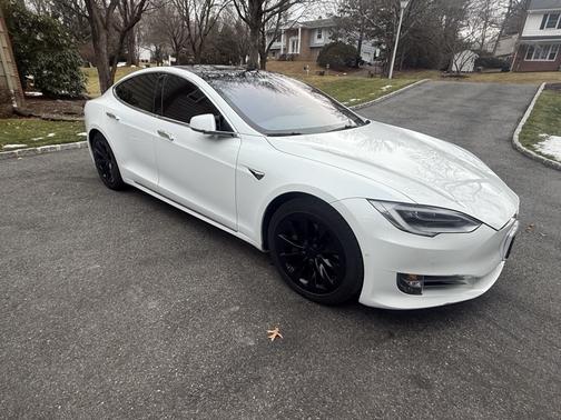 2020 Tesla Model S Long Range Plus