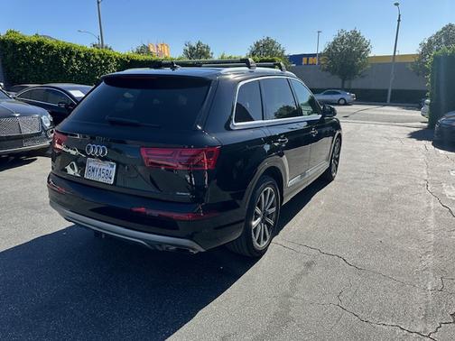 2019 Audi Q7 55 SE Premium