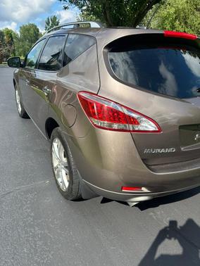 Brown 2011 Nissan Murano LE