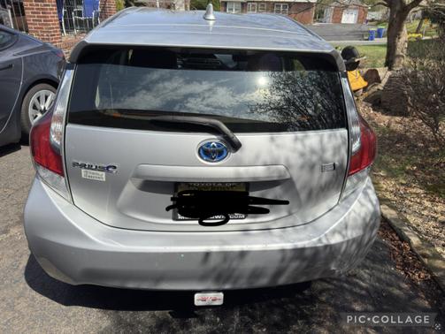 2015 Toyota Prius c Three