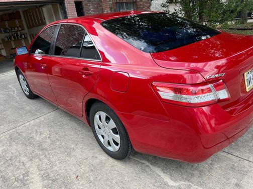 2010 Toyota Camry LE