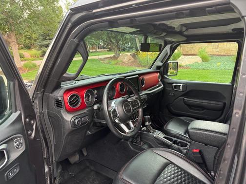 Gray 2020 Jeep Wrangler Unlimited Rubicon