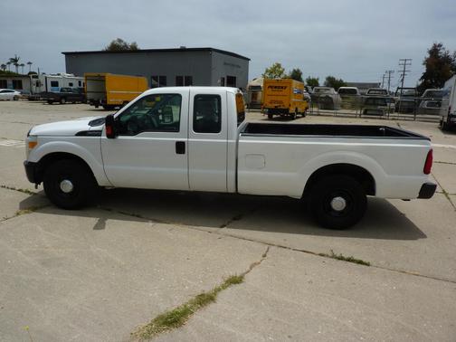 White 2015 Ford F-250 XL