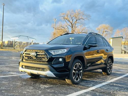 2019 Toyota RAV4 Adventure
