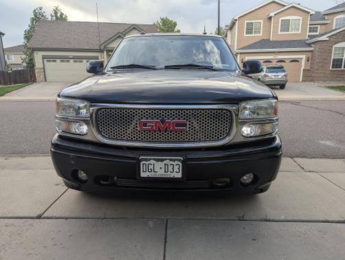 2003 GMC Yukon Denali
