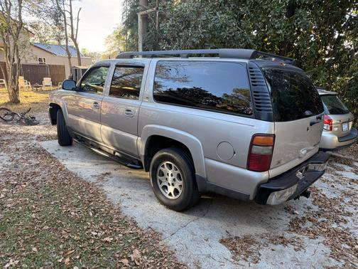 2004 Chevrolet Suburban 1500 Z71