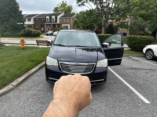 2011 Chrysler Town & Country Touring-L