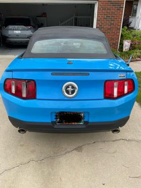 2011 Ford Mustang V6 Premium