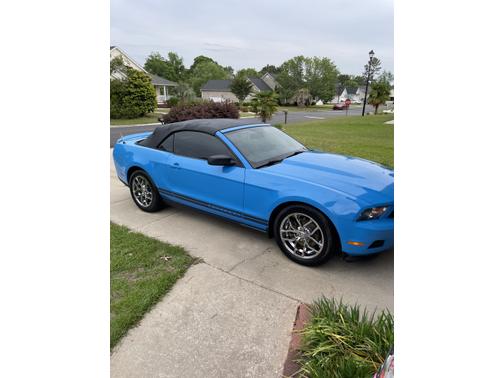 2011 Ford Mustang V6 Premium