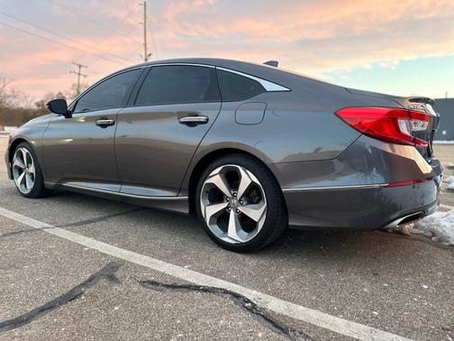 2018 Honda Accord Touring 2.0T