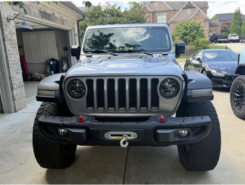 Silver 2018 Jeep Wrangler Unlimited Rubicon