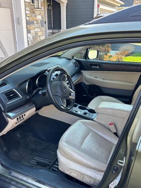 Green 2016 Subaru Outback 3.6R Limited