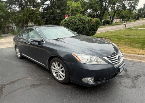 Gray 2010 Lexus ES 350 Base