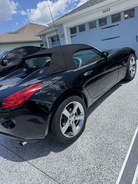 Black 2008 Pontiac Solstice GXP