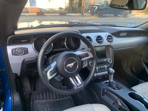 2017 Ford Mustang EcoBoost Premium