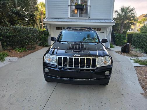 Black 2007 Jeep Grand Cherokee Limited