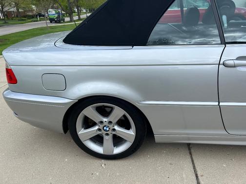 Silver 2006 BMW 325 Ci