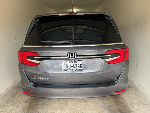 Gray 2024 Honda Odyssey EX