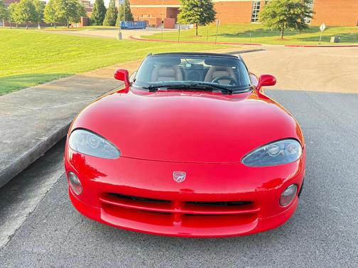 Red 1995 Dodge Viper RT-10