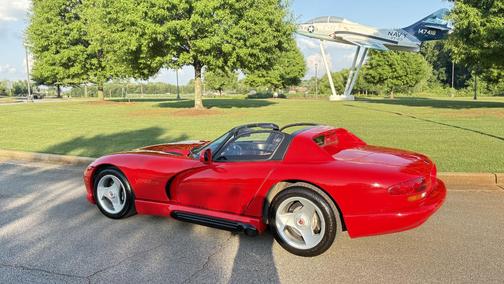 Red 1995 Dodge Viper RT-10
