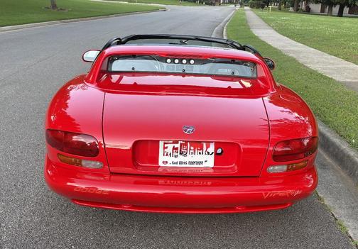Red 1995 Dodge Viper RT-10
