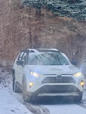 White 2021 Toyota RAV4 Hybrid XSE