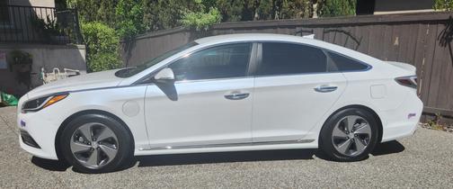 White 2017 Hyundai Sonata Plug-In Hybrid Limited