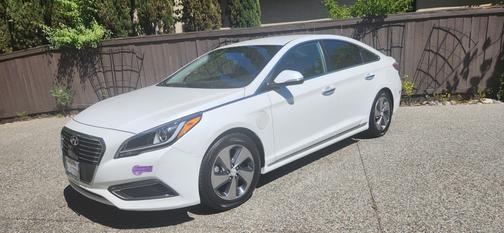 White 2017 Hyundai Sonata Plug-In Hybrid Limited