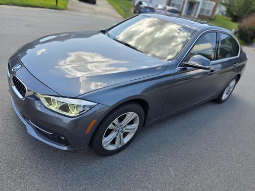 2018 BMW 330 i
