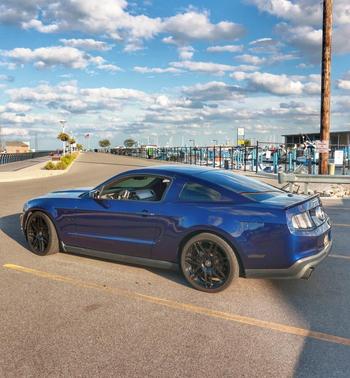 2011 Ford Mustang GT Premium