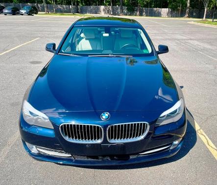 Blue 2013 BMW 528 i xDrive