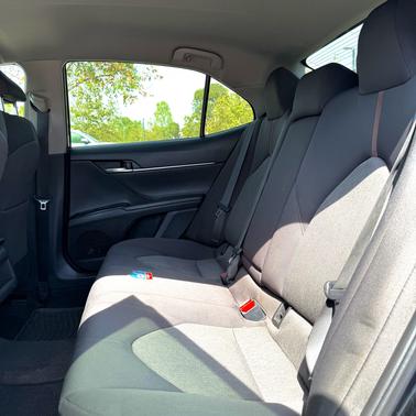Black 2019 Toyota Camry LE