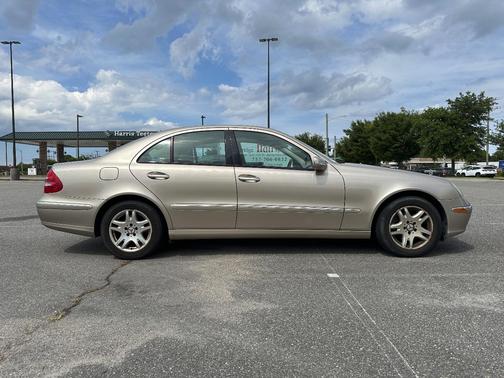 Gold 2003 Mercedes-Benz E-Class E320