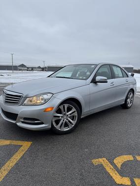 2012 Mercedes-Benz C-Class C 300 4MATIC Luxury